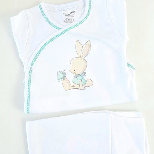 Conjunto coelhinho sentado